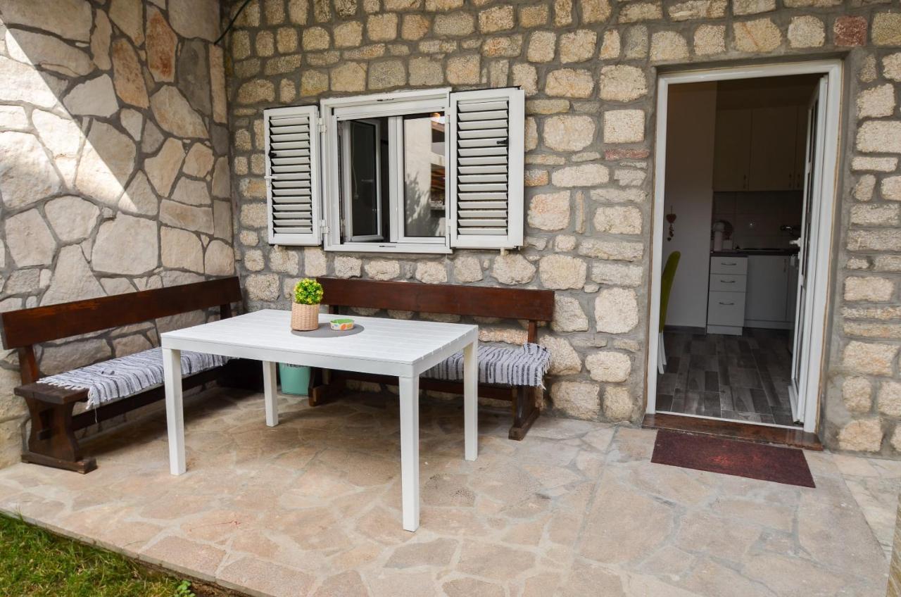 Modern Seaside Escape - Stunning Sea View - Private & Stylish Apartment Kotor Exterior photo