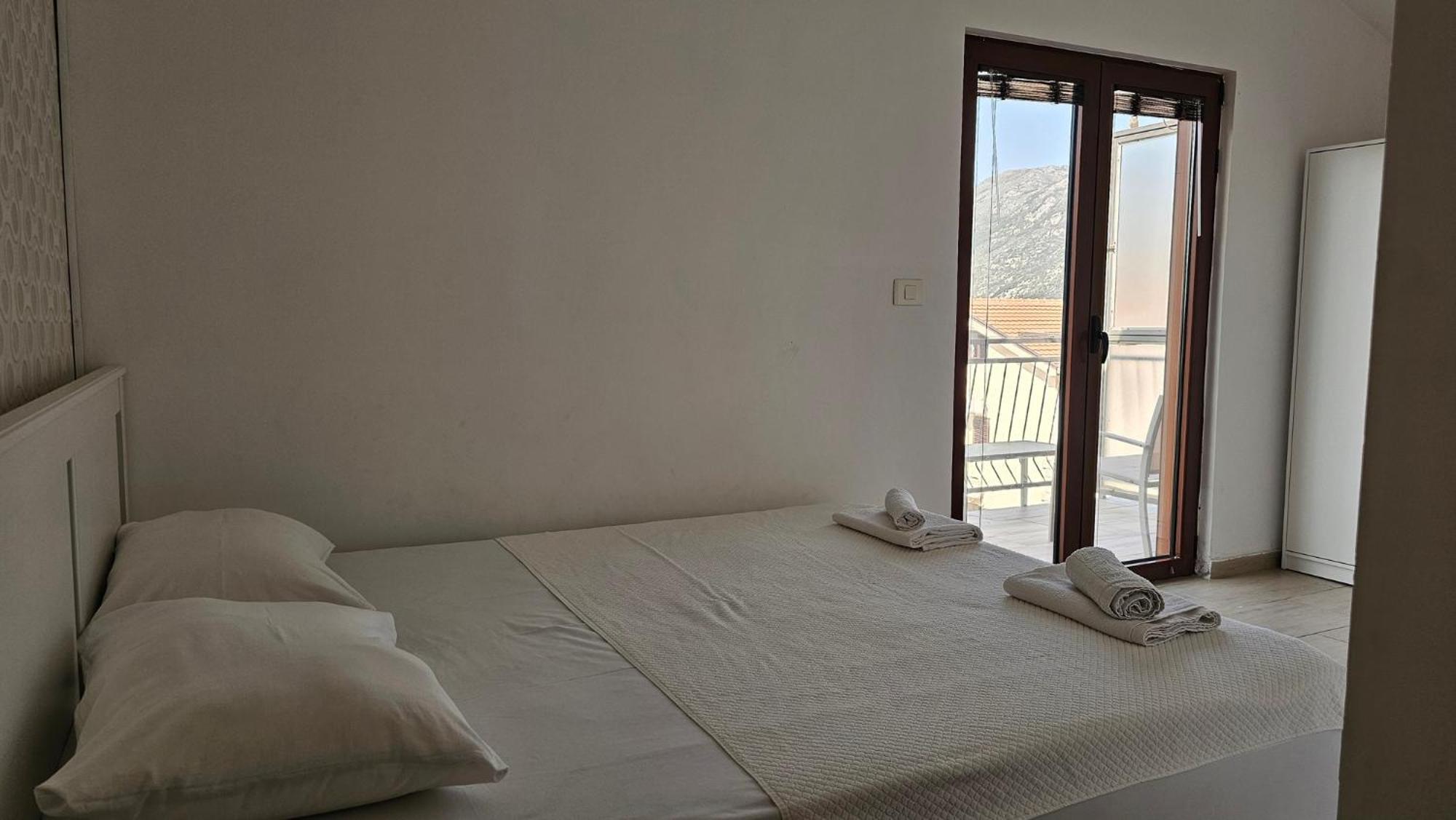 Modern Seaside Escape - Stunning Sea View - Private & Stylish Apartment Kotor Exterior photo