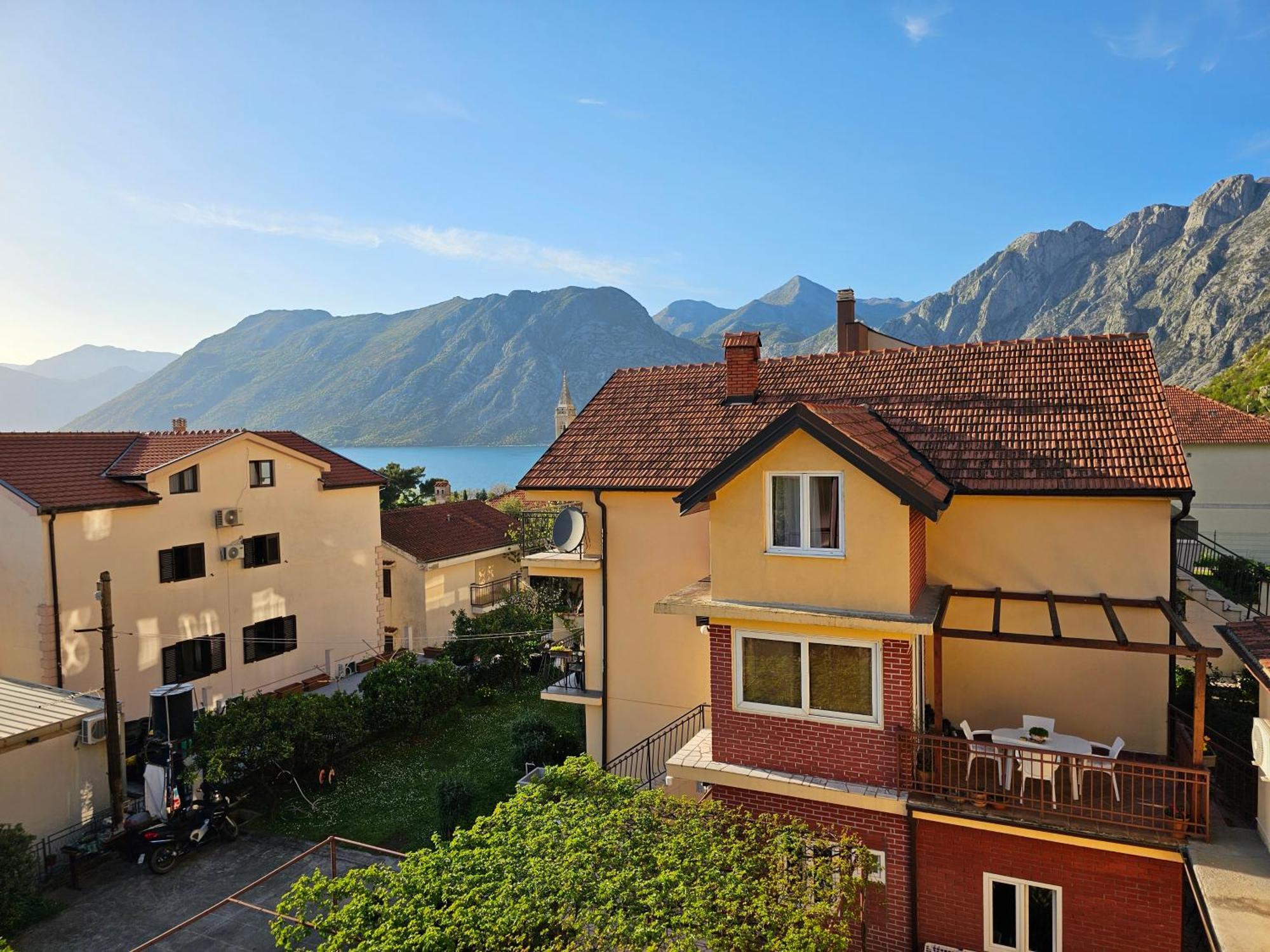Modern Seaside Escape - Stunning Sea View - Private & Stylish Apartment Kotor Exterior photo